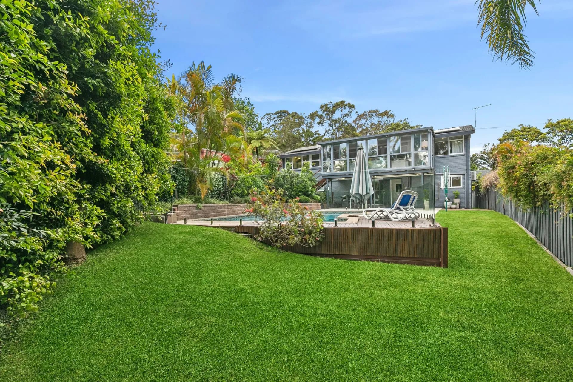 34 Ambleside Street, Wheeler Heights, NSW, Wheeler Heights - Thumbnail 3