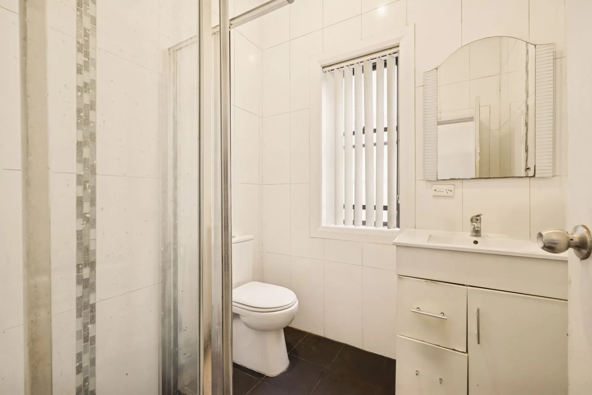 8 Burwood Road, Belfield - Thumbnail 7