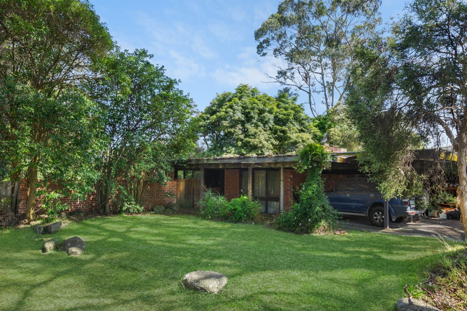 5-7 Cutts Avenue,Croydon, Croydon - Thumbnail 2