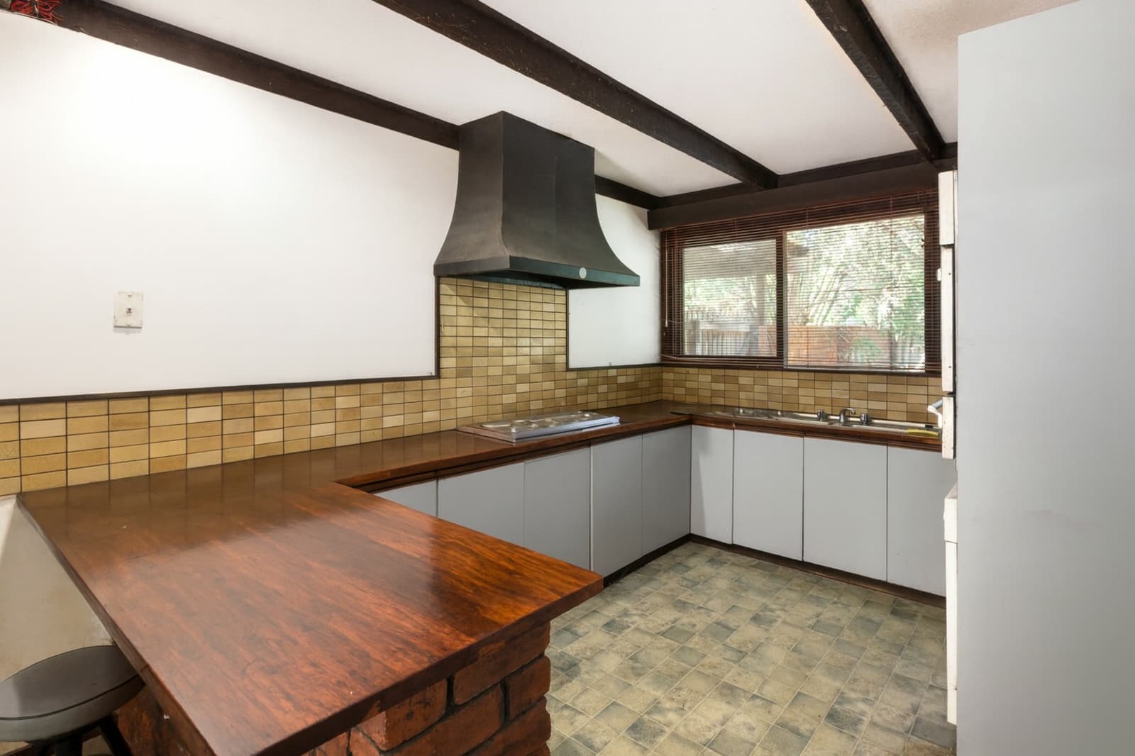 5-7 Cutts Avenue,Croydon, Croydon - Thumbnail 3