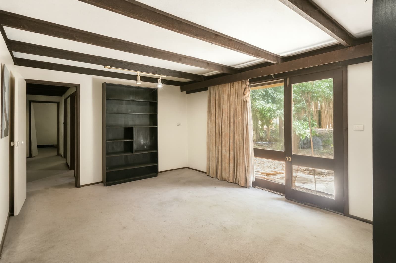 5-7 Cutts Avenue,Croydon, Croydon - Thumbnail 5