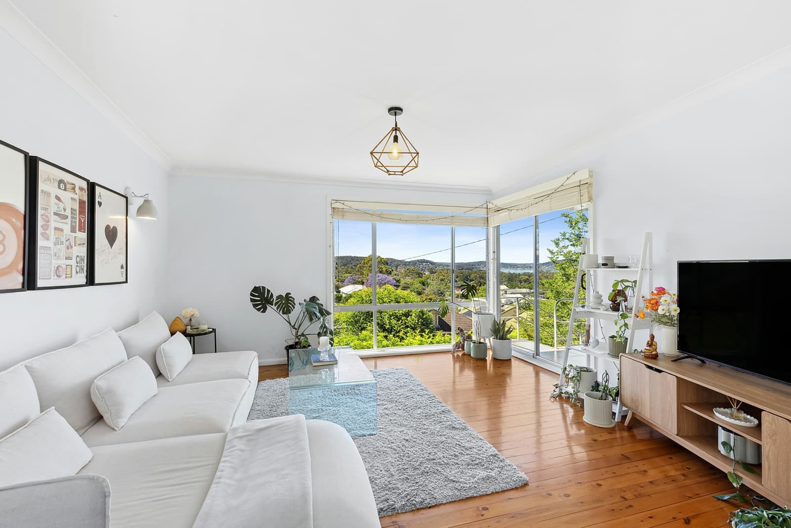 16 Carrol Avenue,East Gosford, East Gosford - Image 1
