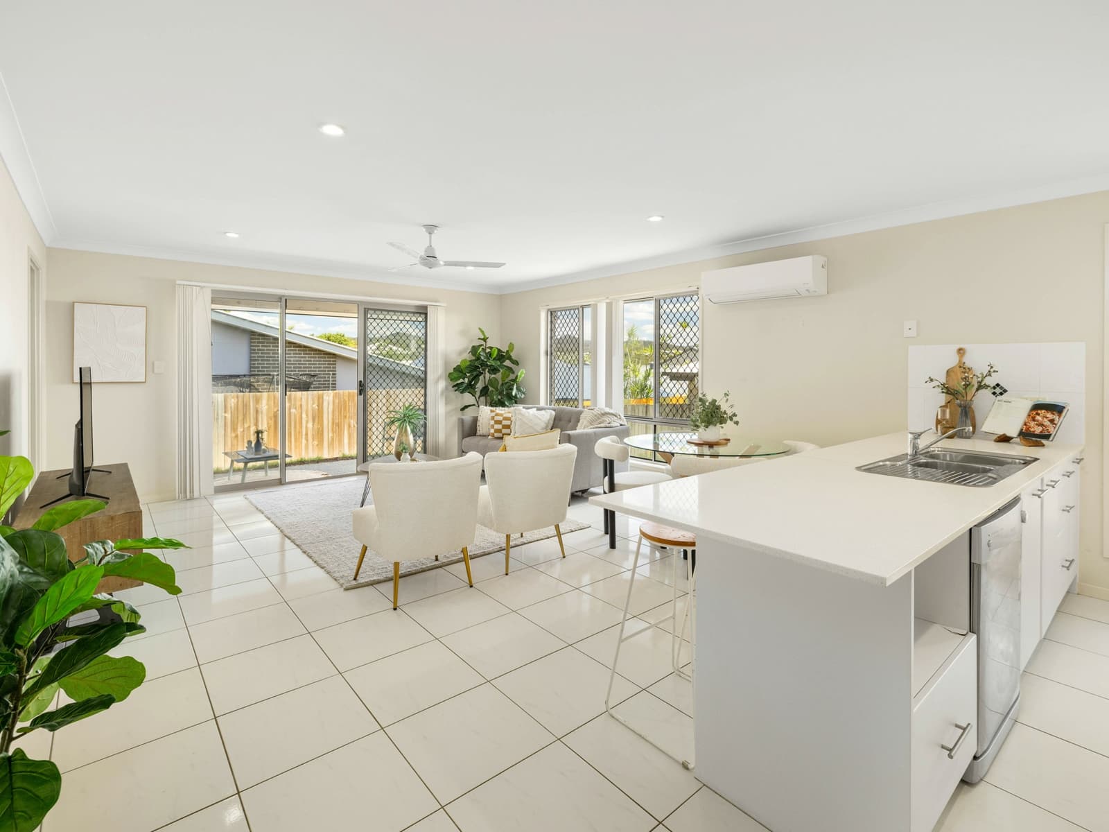 21 Barrington Street,Springfield Lakes, Springfield Lakes - Thumbnail 3