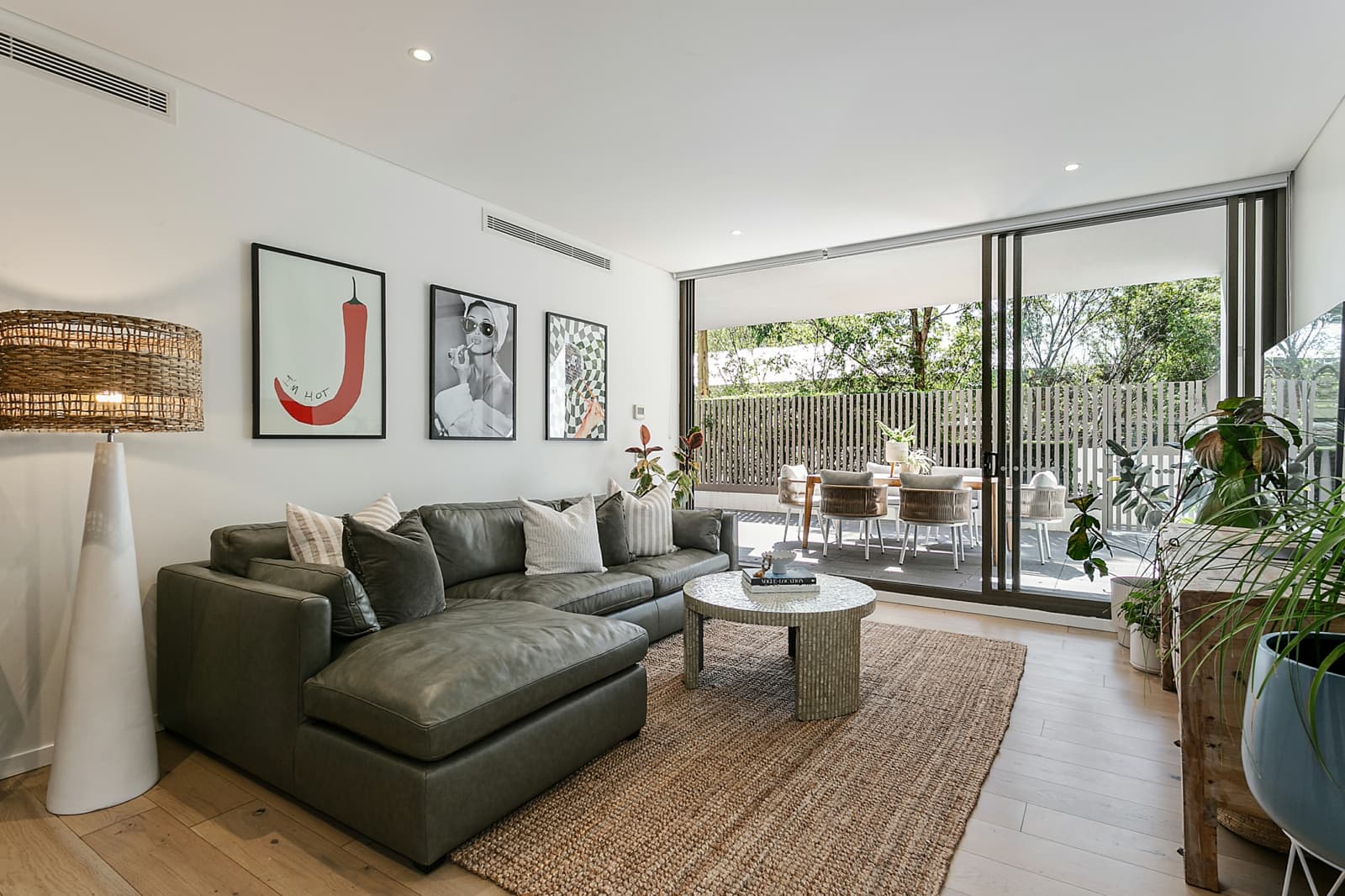 18 University Road, Miranda - Image 1