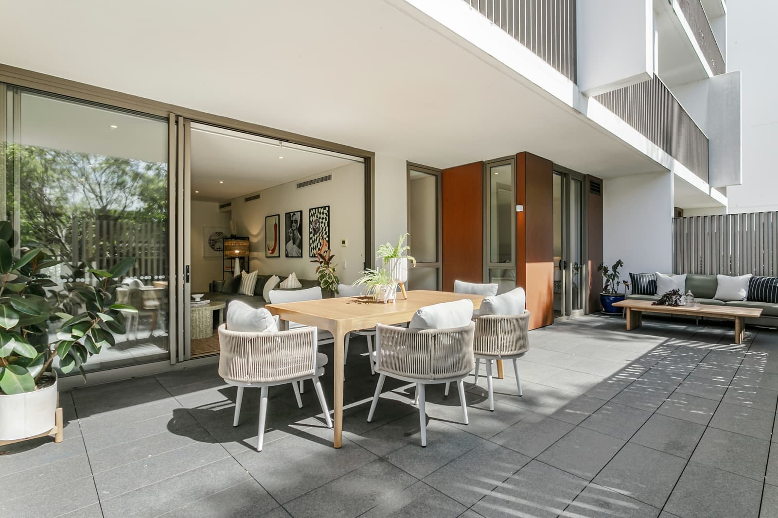 18 University Road, Miranda - Thumbnail 3