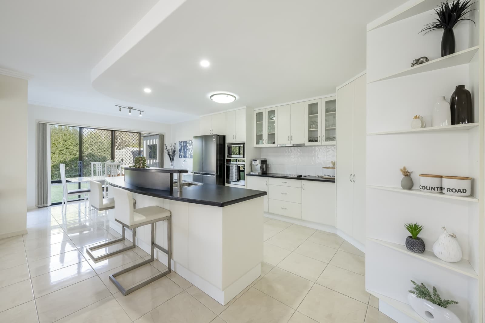 42 Lakeview Drive,Bundaberg North, Bundaberg North - Thumbnail 5