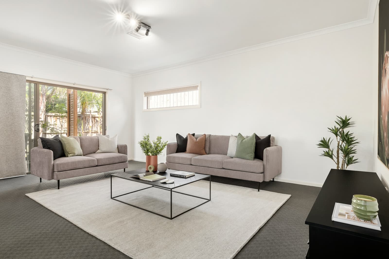 8 Elevation Close,Lilydale, Lilydale - Thumbnail 2