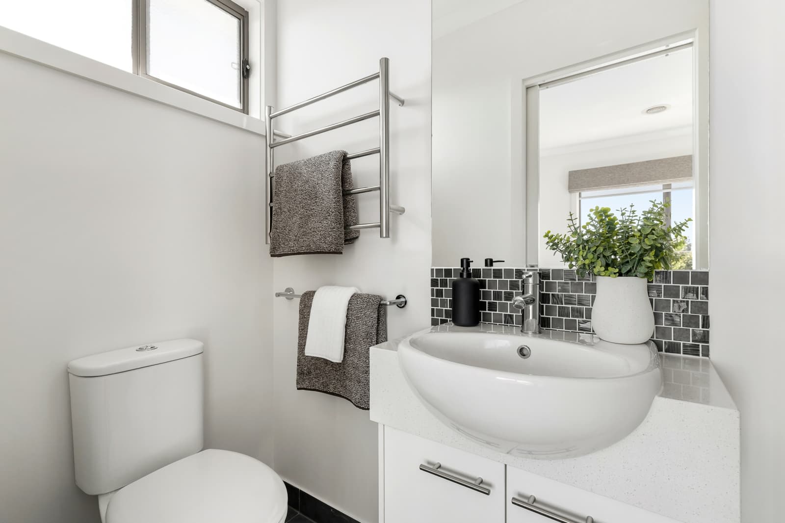 8 Elevation Close,Lilydale, Lilydale - Thumbnail 7