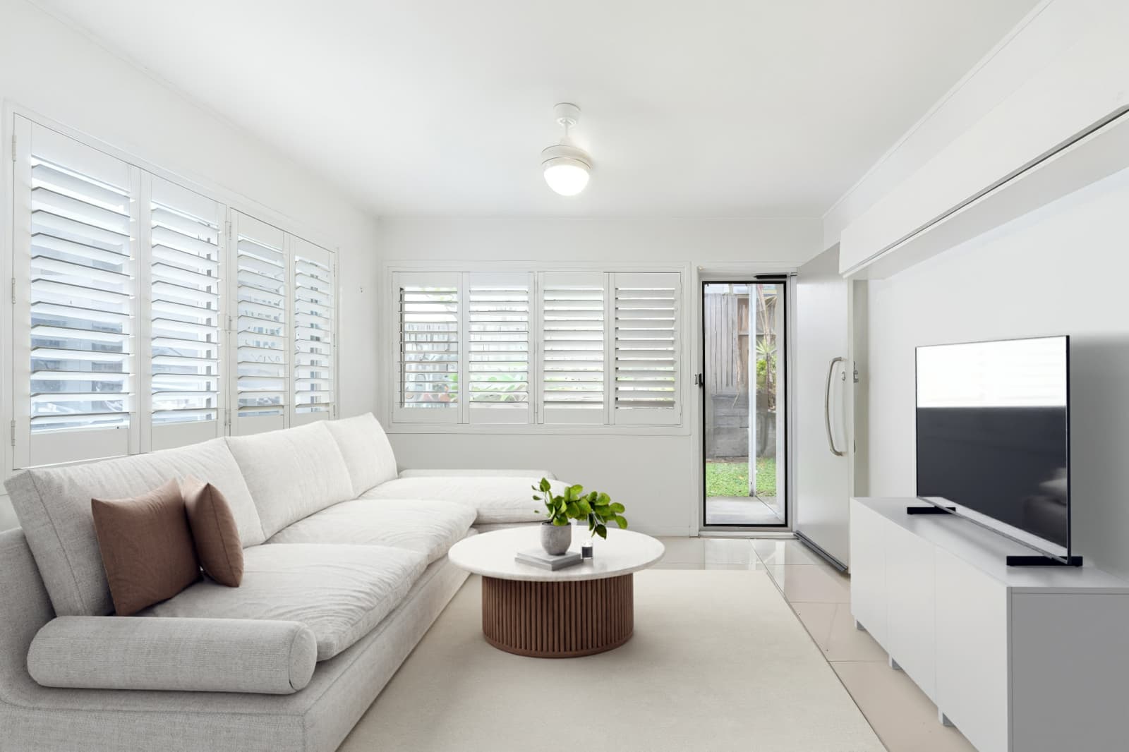 1/42 Tamborine Street,Mermaid Beach, Mermaid Beach - Thumbnail 2