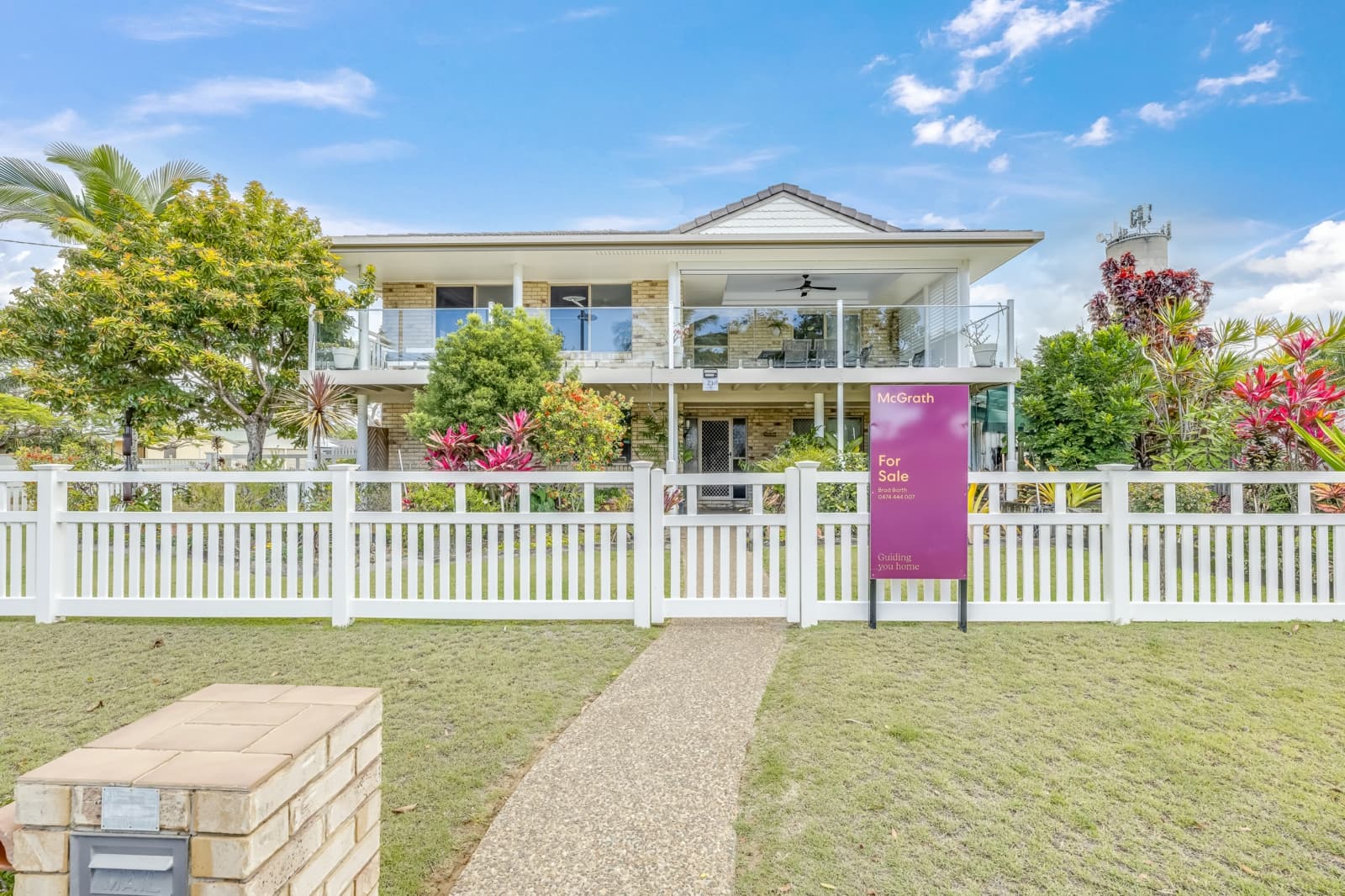 21 Pacific Boulevard,Moore Park Beach, Moore Park Beach - Image 1