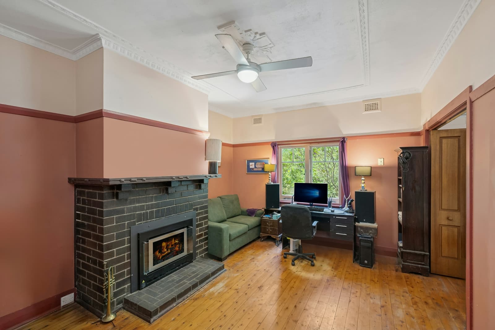 14 Sinclair Crescent,Wentworth Falls, Wentworth Falls - Thumbnail 2