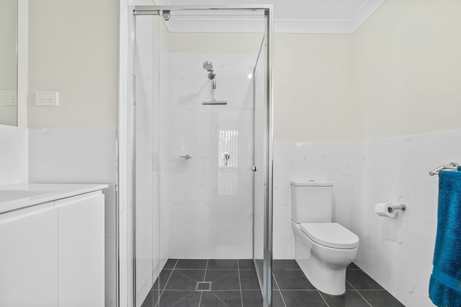 8E Windeyer Street,Thirlmere, Thirlmere - Thumbnail 8