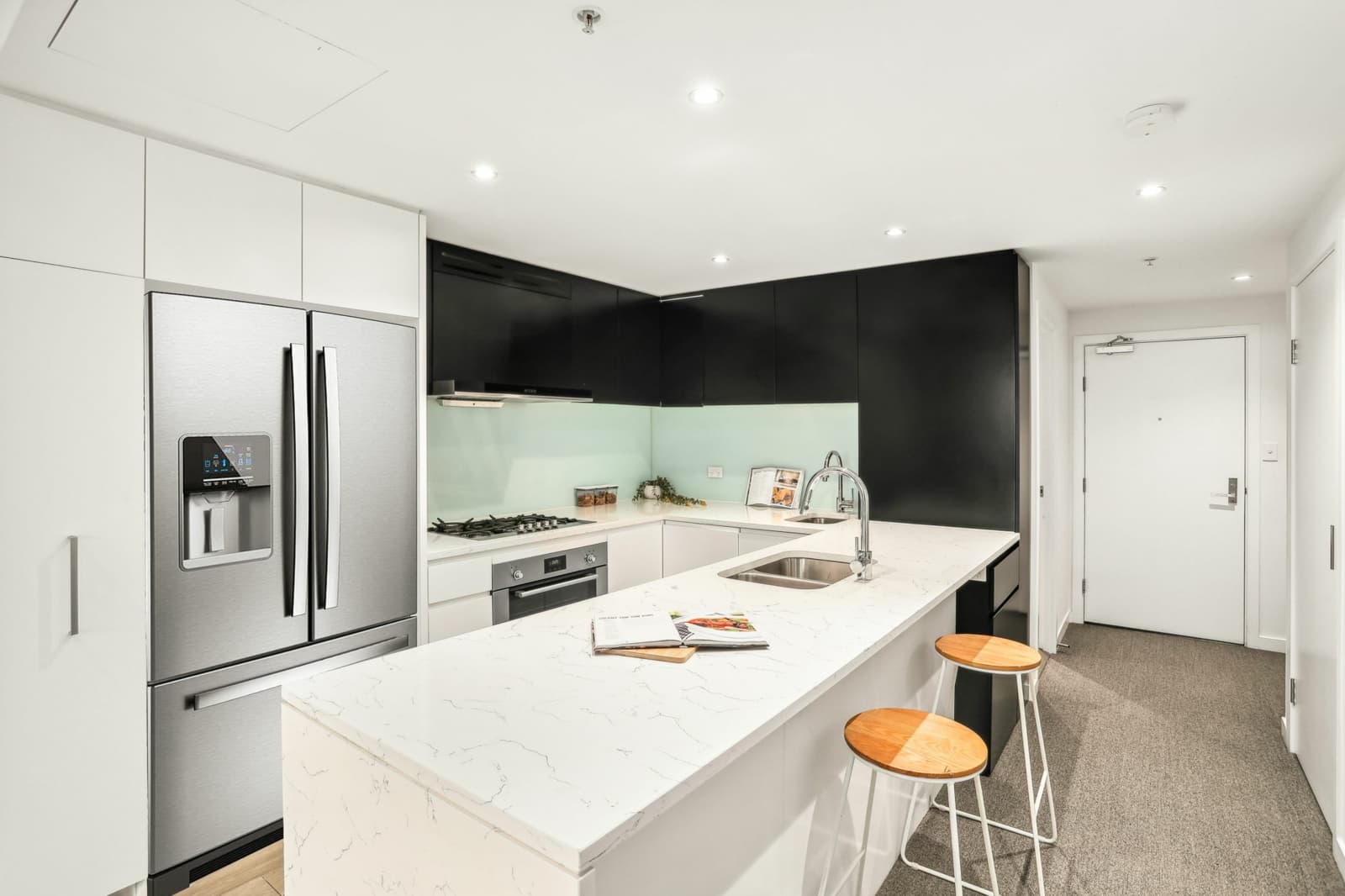 1902/11 Wentworth Place,Wentworth Point, Wentworth Point - Image 1