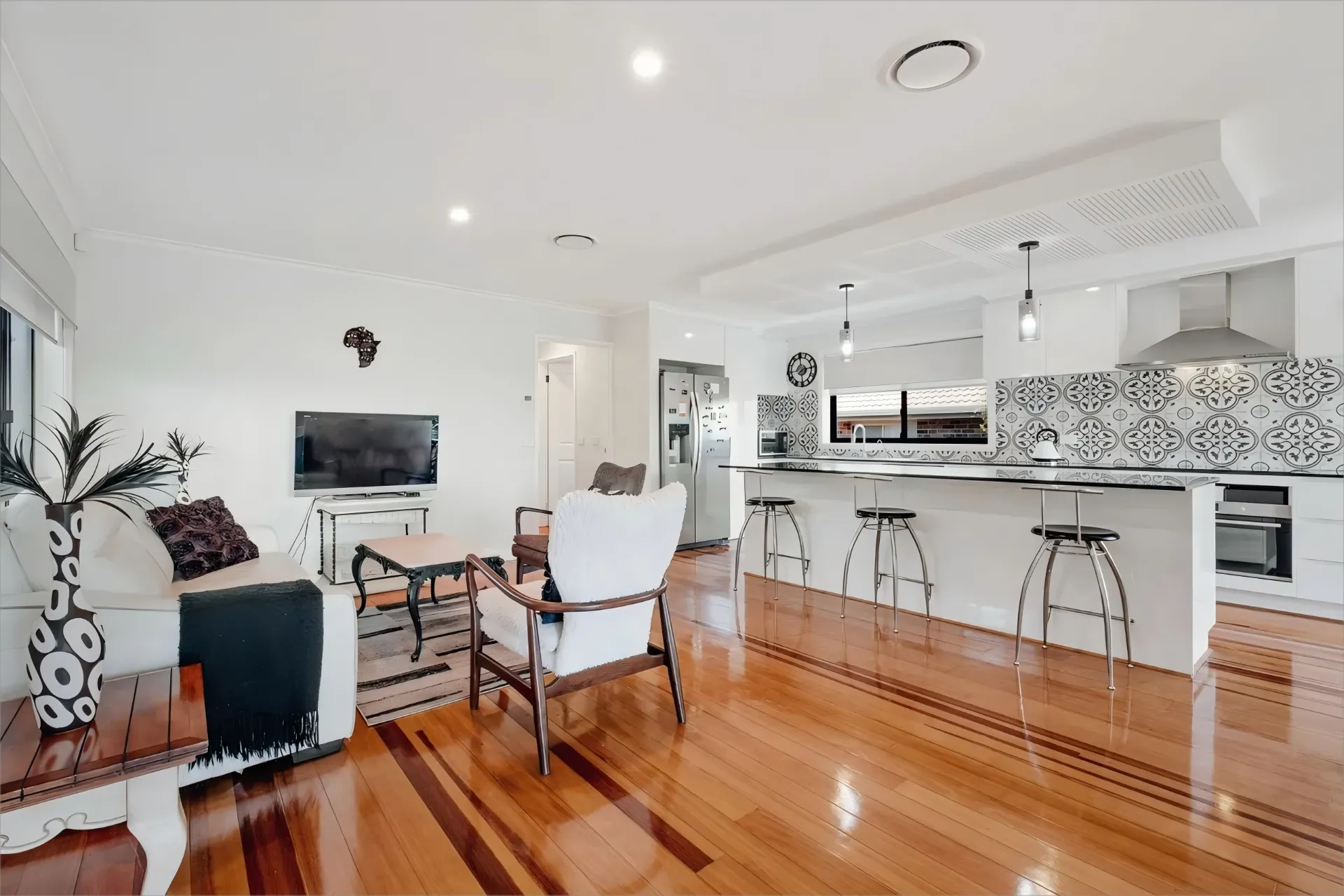 14 Kennedy Avenue, Jerrabomberra, NSW, Jerrabomberra - Thumbnail 6