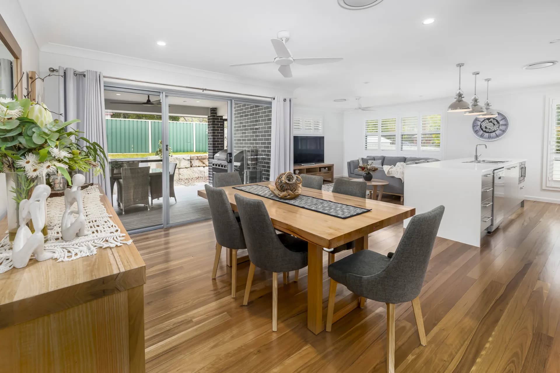 2 Log Bridge Place, Hazelbrook - Thumbnail 3