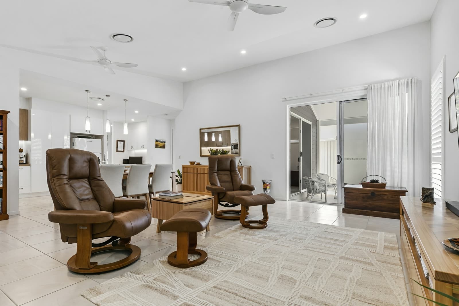 12/6 Charlston Place,Kuluin, Kuluin - Thumbnail 2