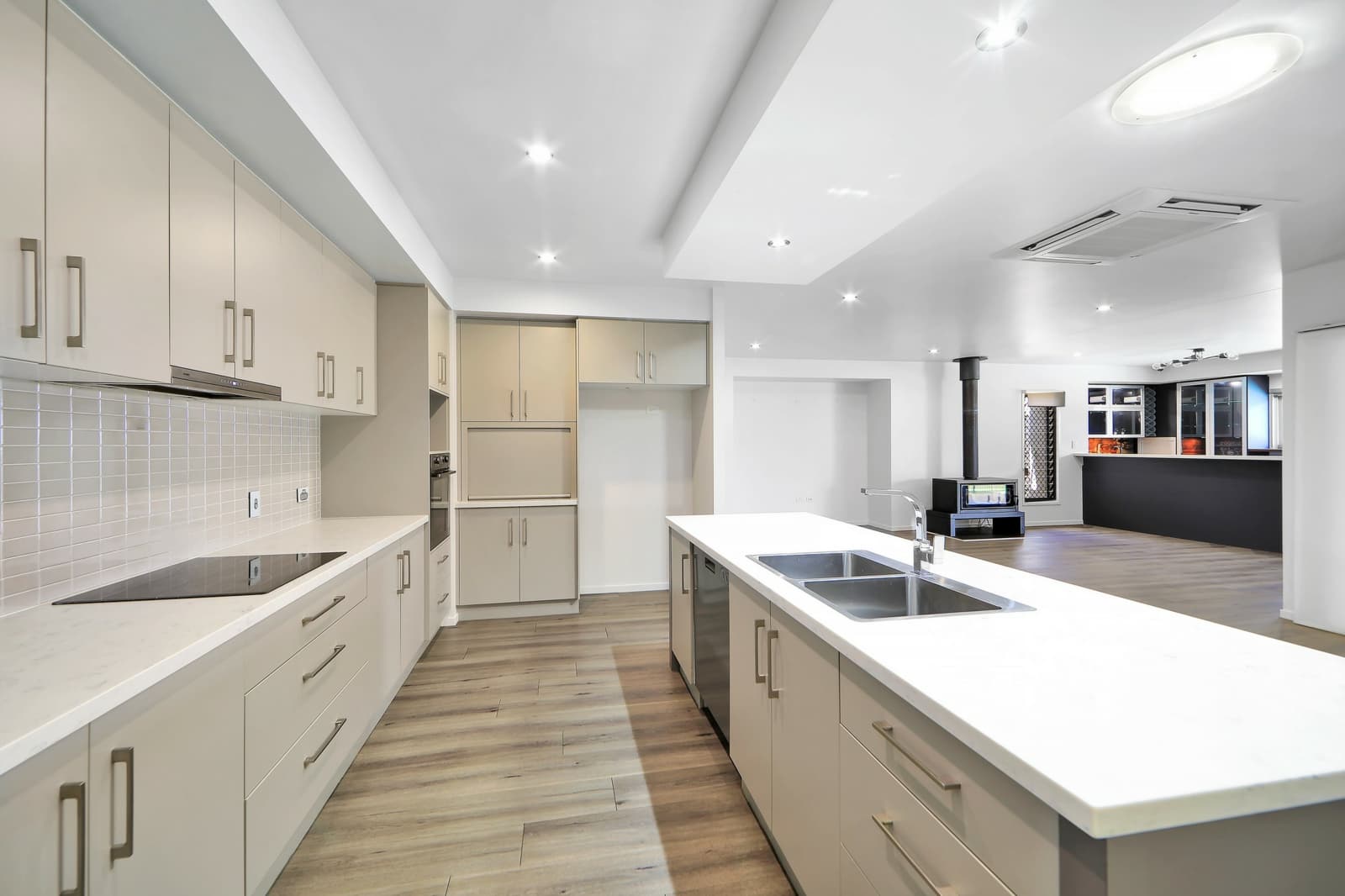28 Belle Eden Drive,Ashfield, Ashfield - Thumbnail 4