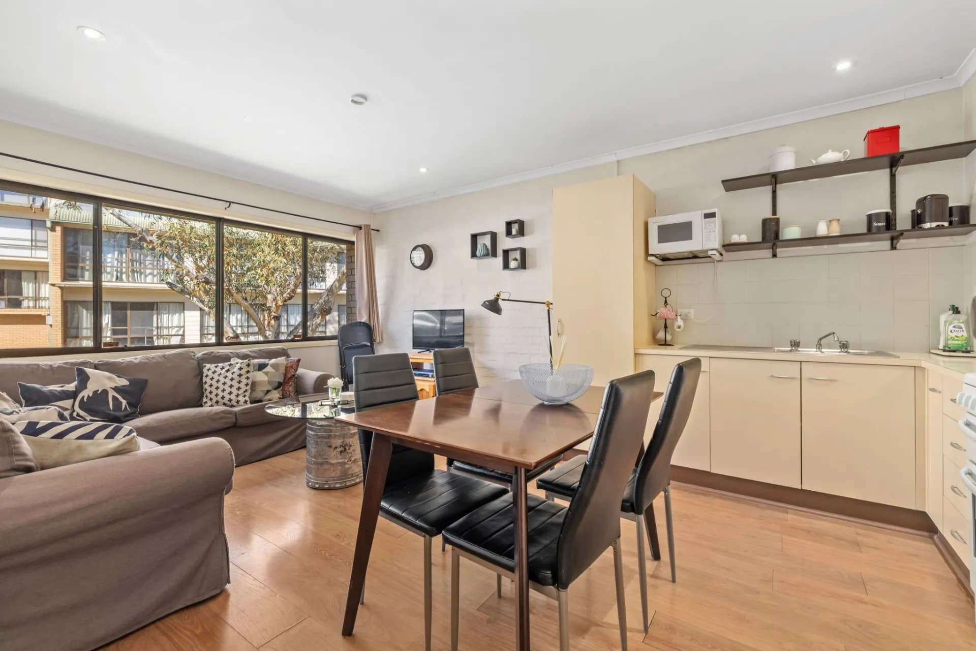 11/13 Kirwan  Close, Jindabyne., Jindabyne - Thumbnail 3