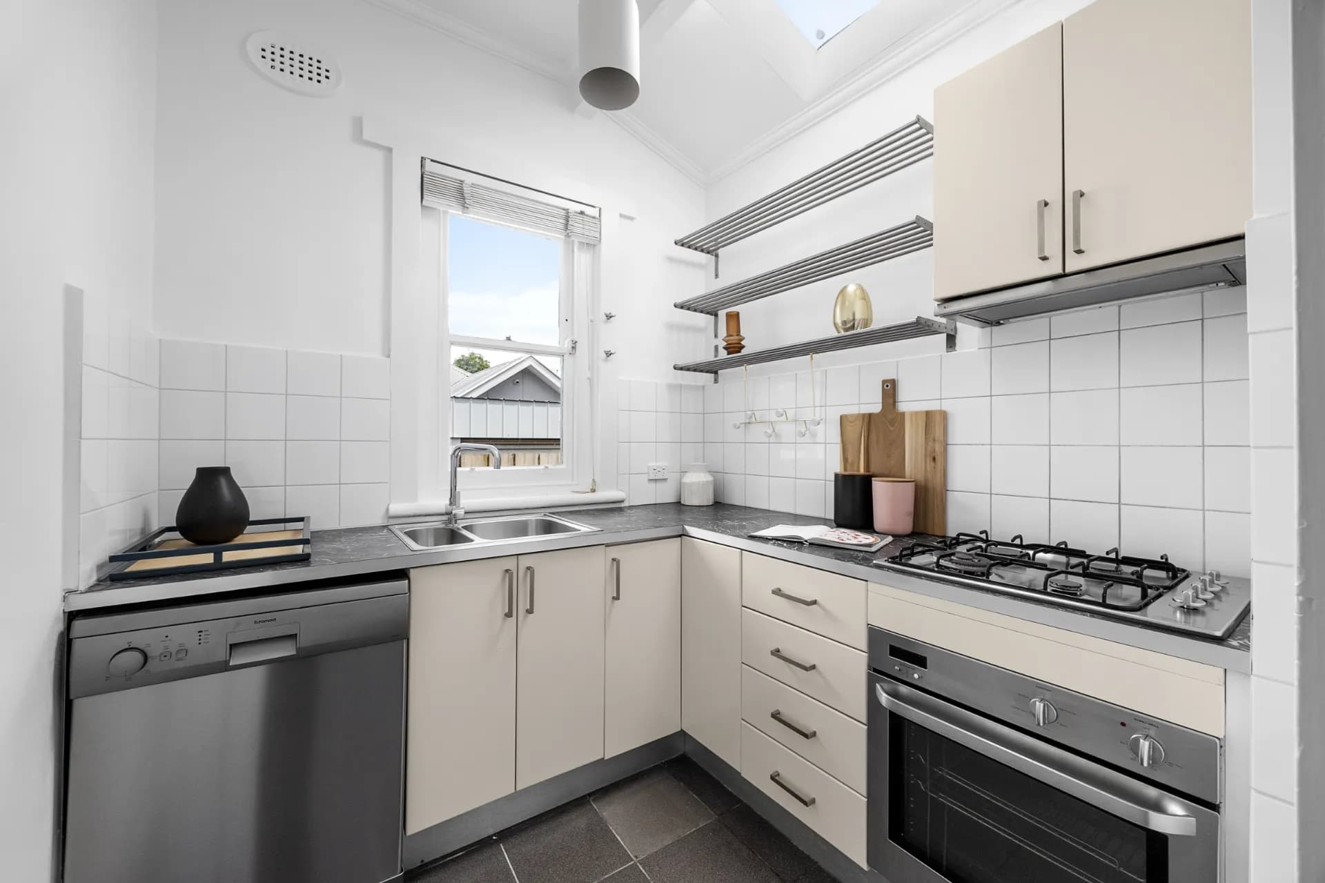 2/15 Arkle Street, Prahran., Prahran - Thumbnail 8