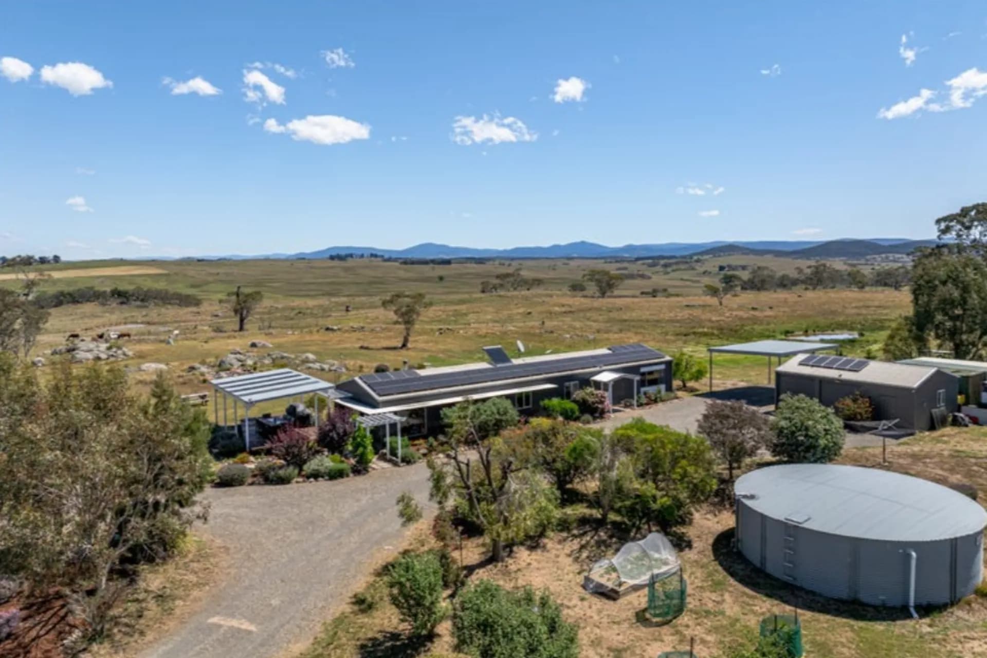 1039 Euradux Road, Larbert - Thumbnail 2
