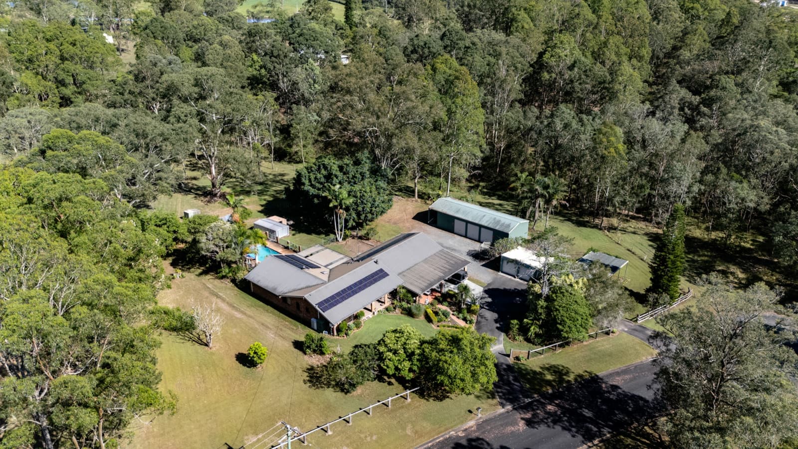 6 Finch Close,Wingham, Wingham - Thumbnail 2