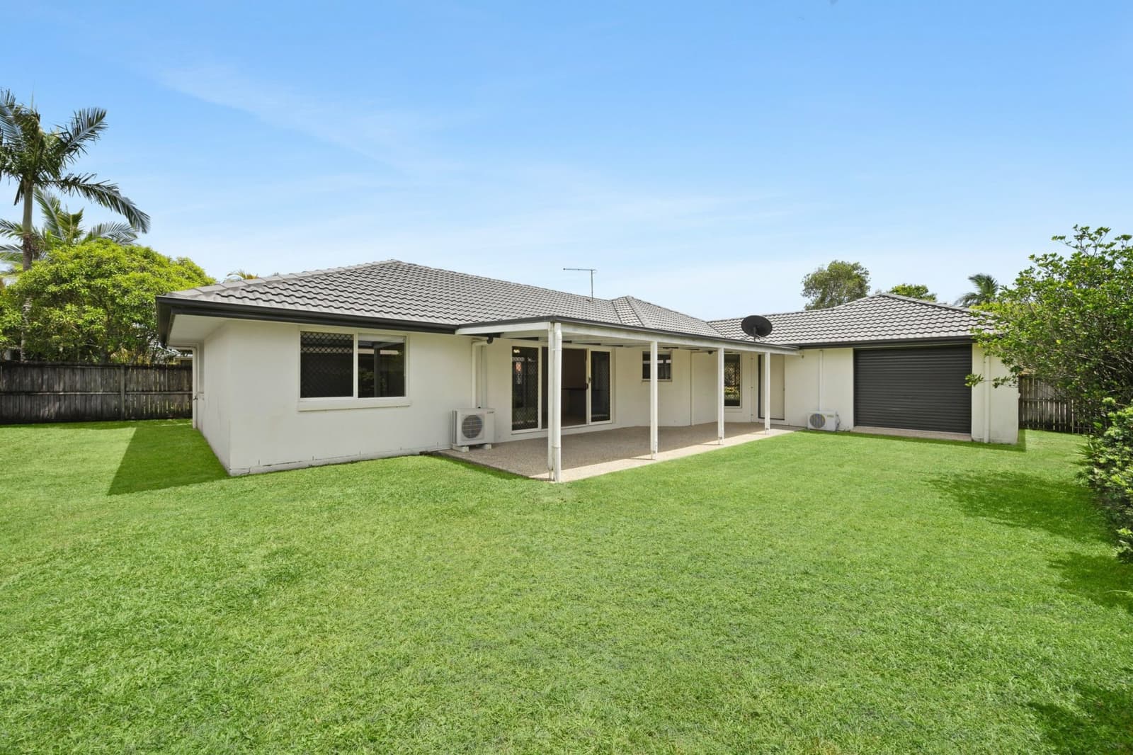 10 Pembroke Crescent,Sippy Downs, Sippy Downs - Thumbnail 2