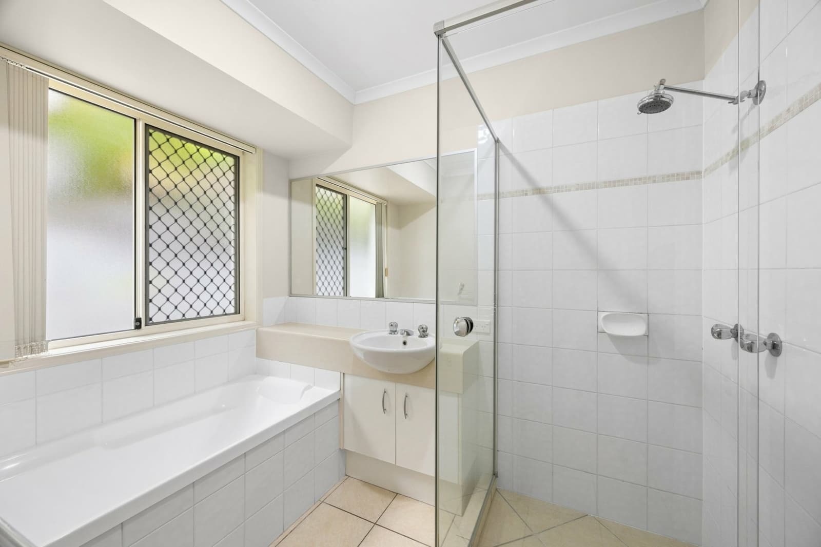 10 Pembroke Crescent,Sippy Downs, Sippy Downs - Thumbnail 7