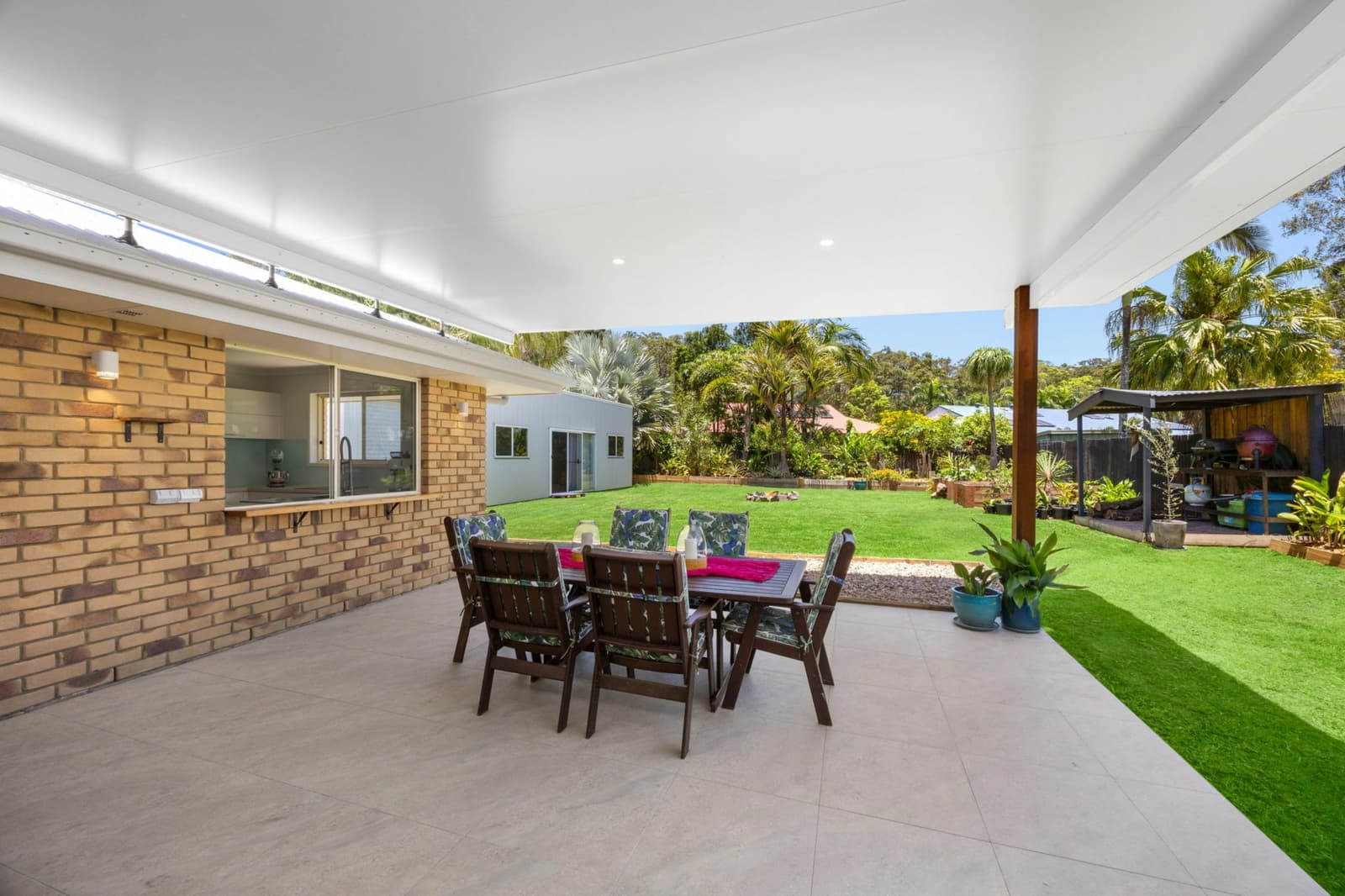 7 Pinanga Place,Little Mountain, Little Mountain - Image 1