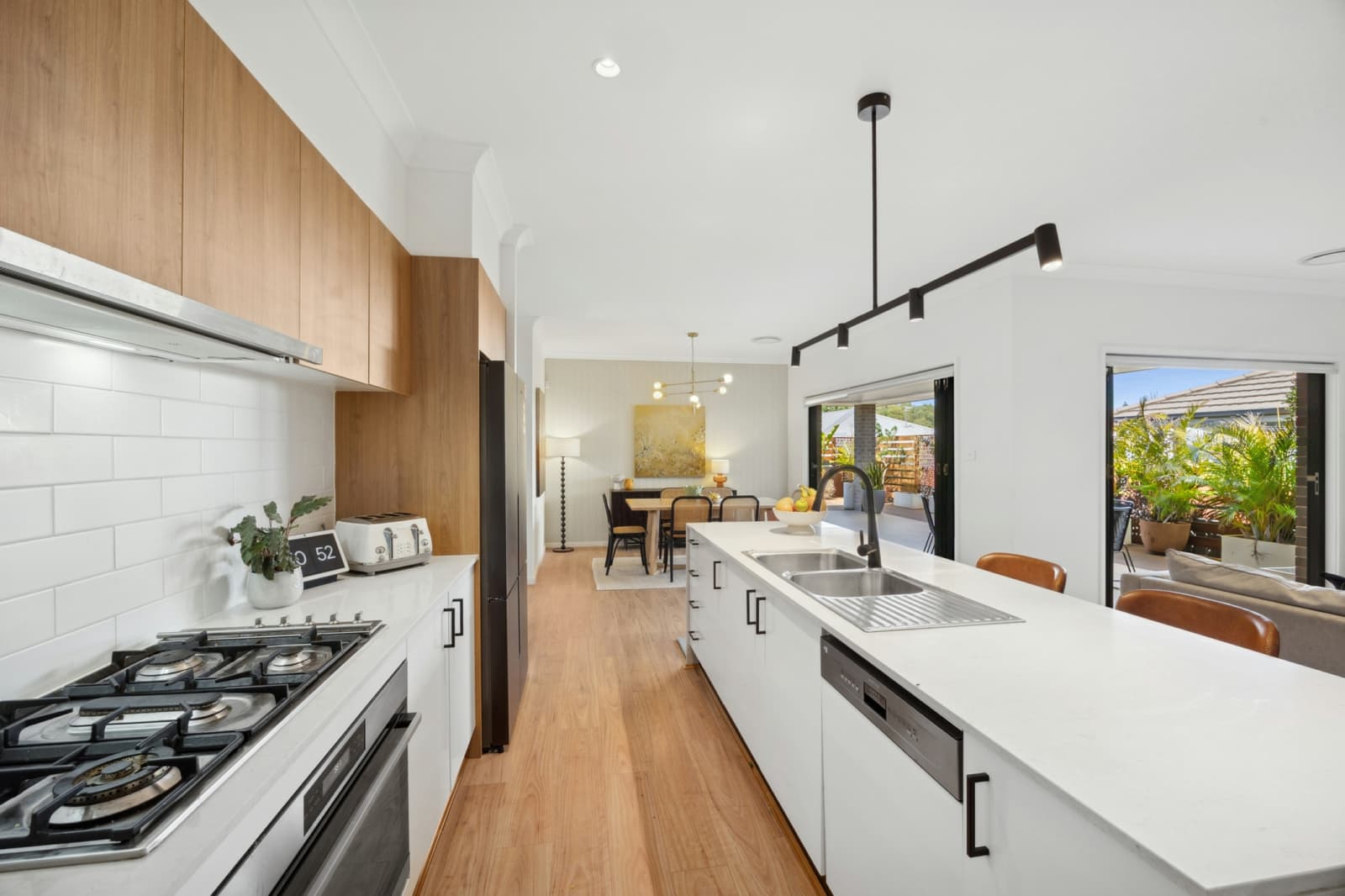 16 Columbus Street,Hamlyn Terrace, Hamlyn Terrace - Thumbnail 3