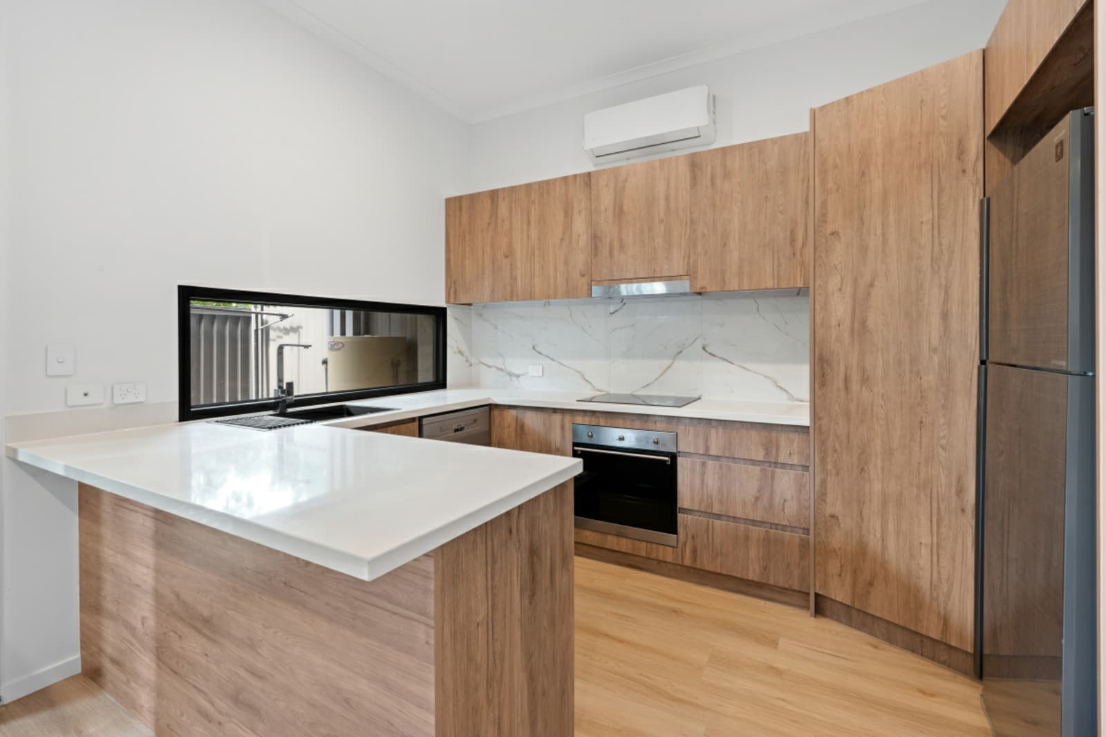 95 Johnston Street,Southport, Southport - Thumbnail 5