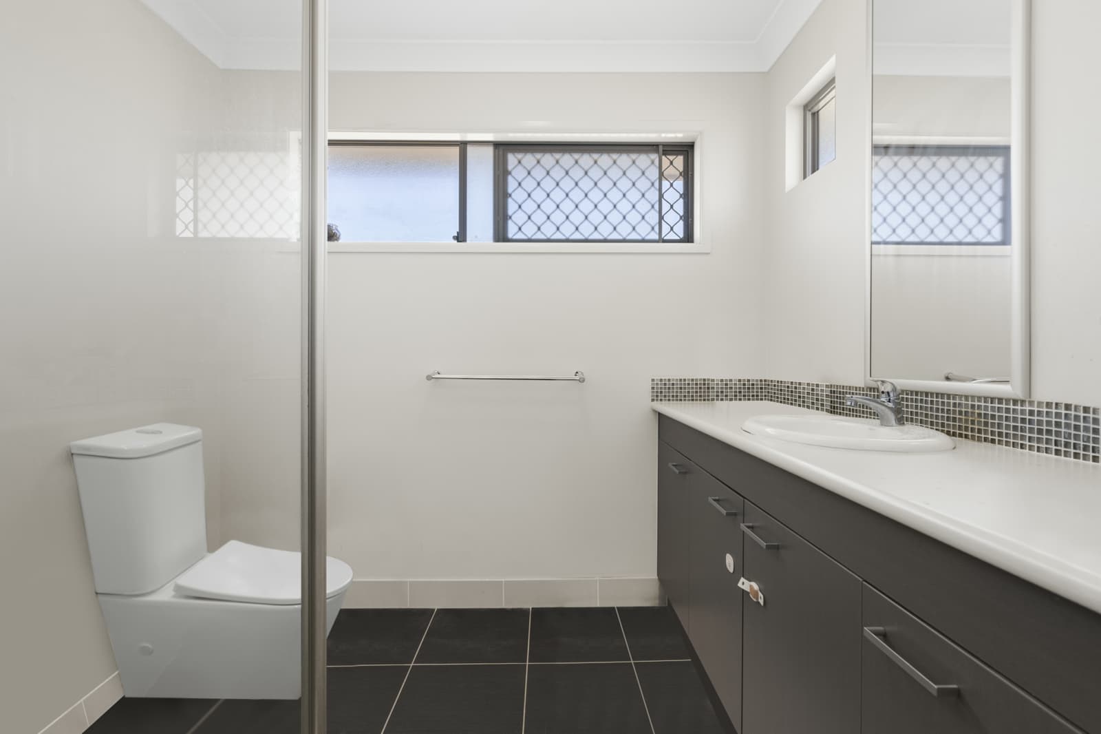 96 Tweeddale Circuit,Drewvale, Drewvale - Thumbnail 3