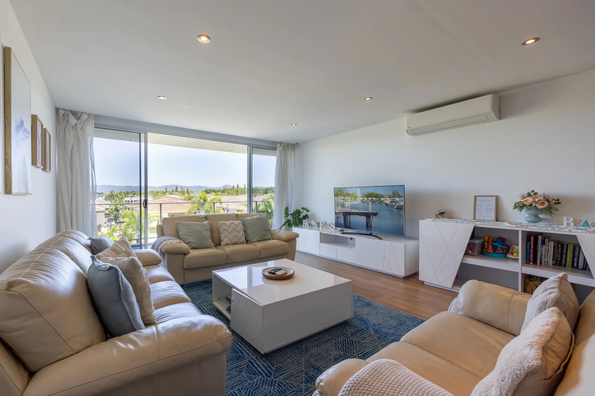 3301/2 Activa Way, Hope Island - Thumbnail 4