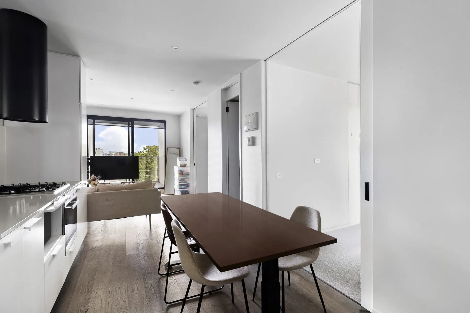 504/518 Swanston Street, Carlton - Thumbnail 4