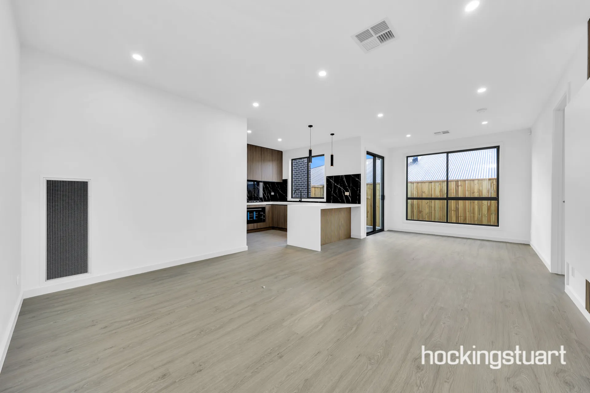 42 Gould Crescent, Mickleham, VIC, Mickleham - Thumbnail 6