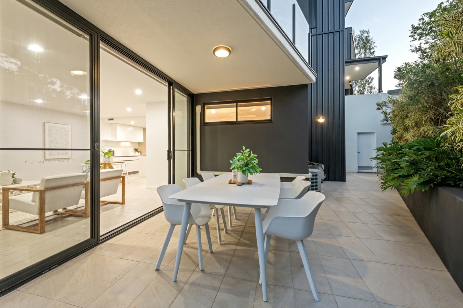 1/27 Stanley Street,Indooroopilly, Indooroopilly - Thumbnail 2