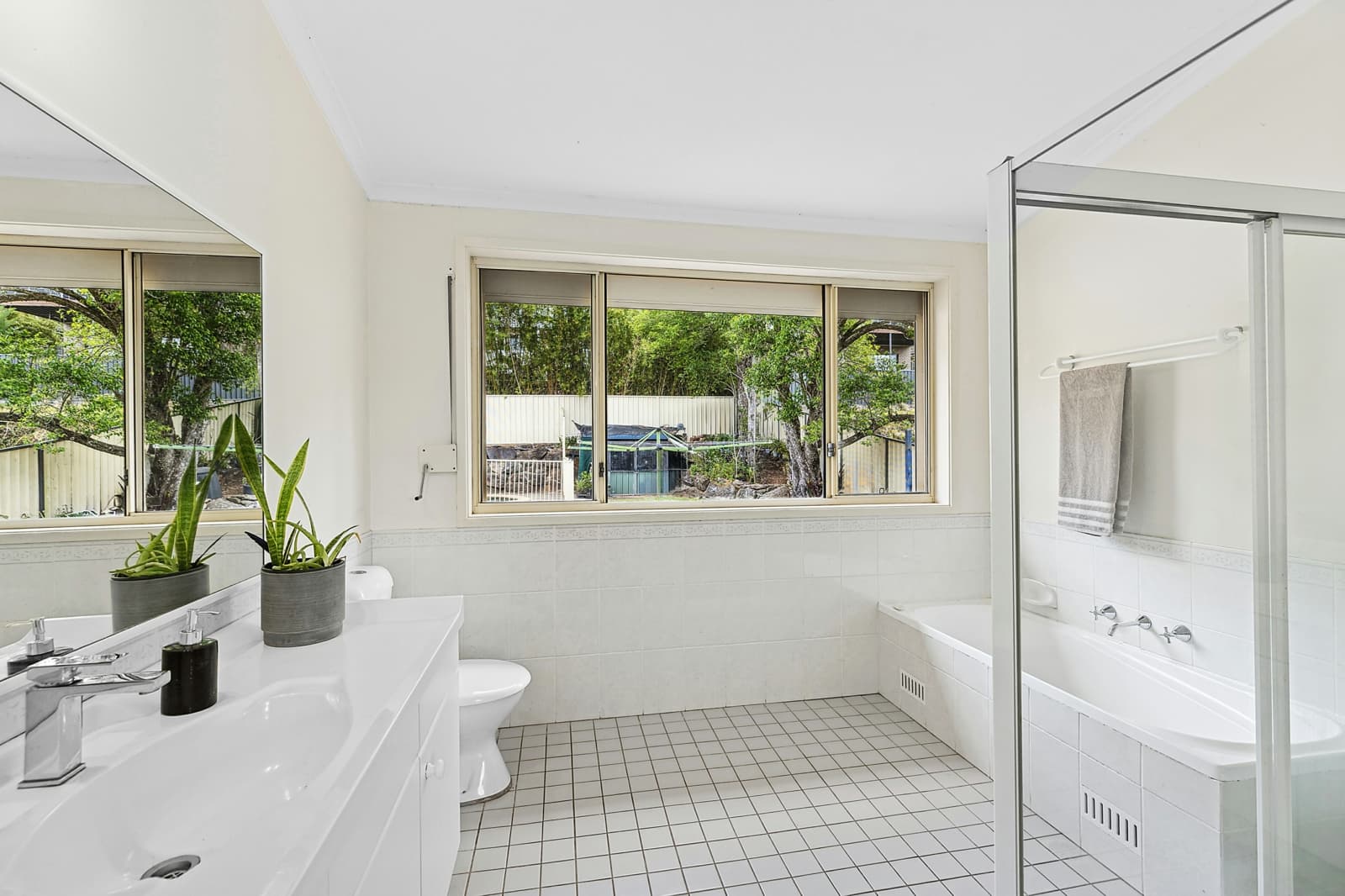 22 Coolawin Circle,Narara, Narara - Thumbnail 7