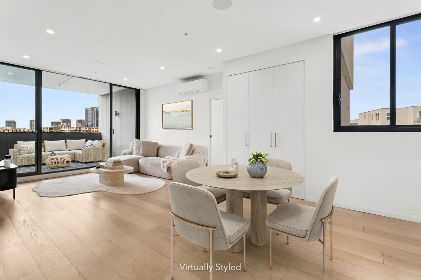 12081/17 Amalfi Drive,Wentworth Point, Wentworth Point - Image 1