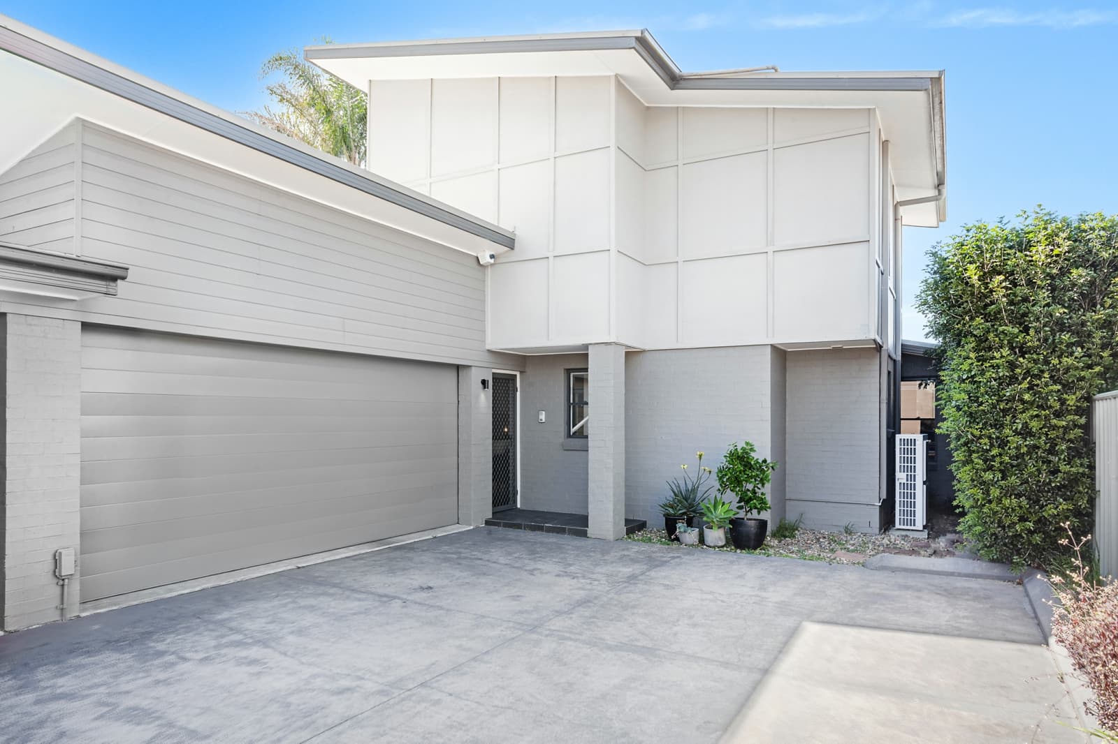 2/24 Murray Street,Booker Bay, Booker Bay - Image 1
