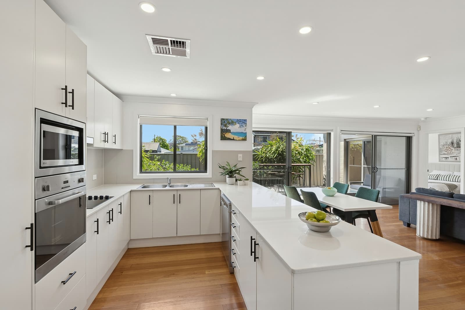 2/24 Murray Street,Booker Bay, Booker Bay - Thumbnail 2