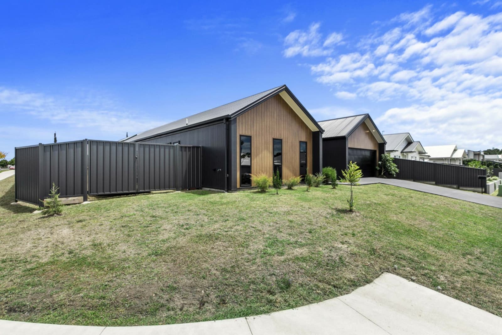 2 Wintergreen Court,Nikenbah, Nikenbah - Thumbnail 3