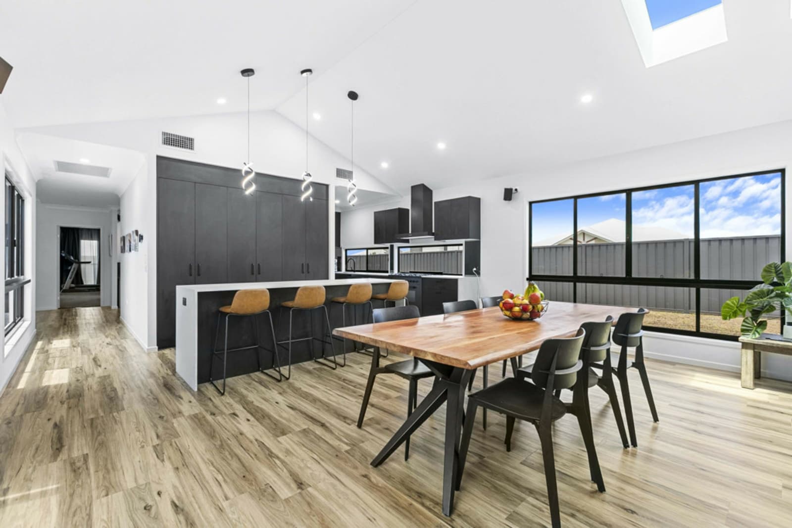 2 Wintergreen Court,Nikenbah, Nikenbah - Thumbnail 6