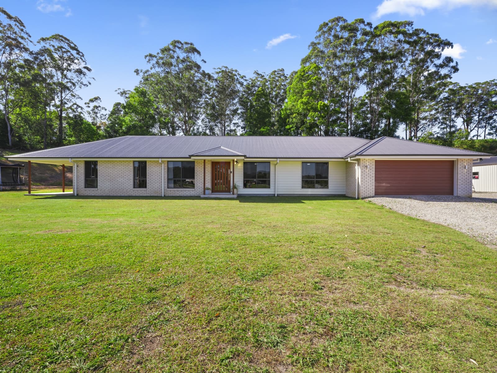 19 Saddleback Way,Newee Creek, Newee Creek - Image 1