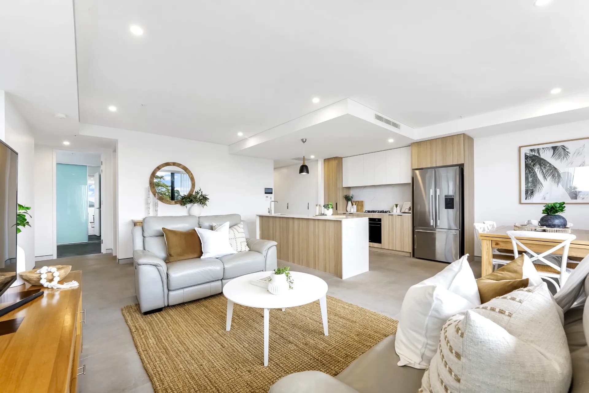 206/8 Duke Street, Point Frederick - Thumbnail 4