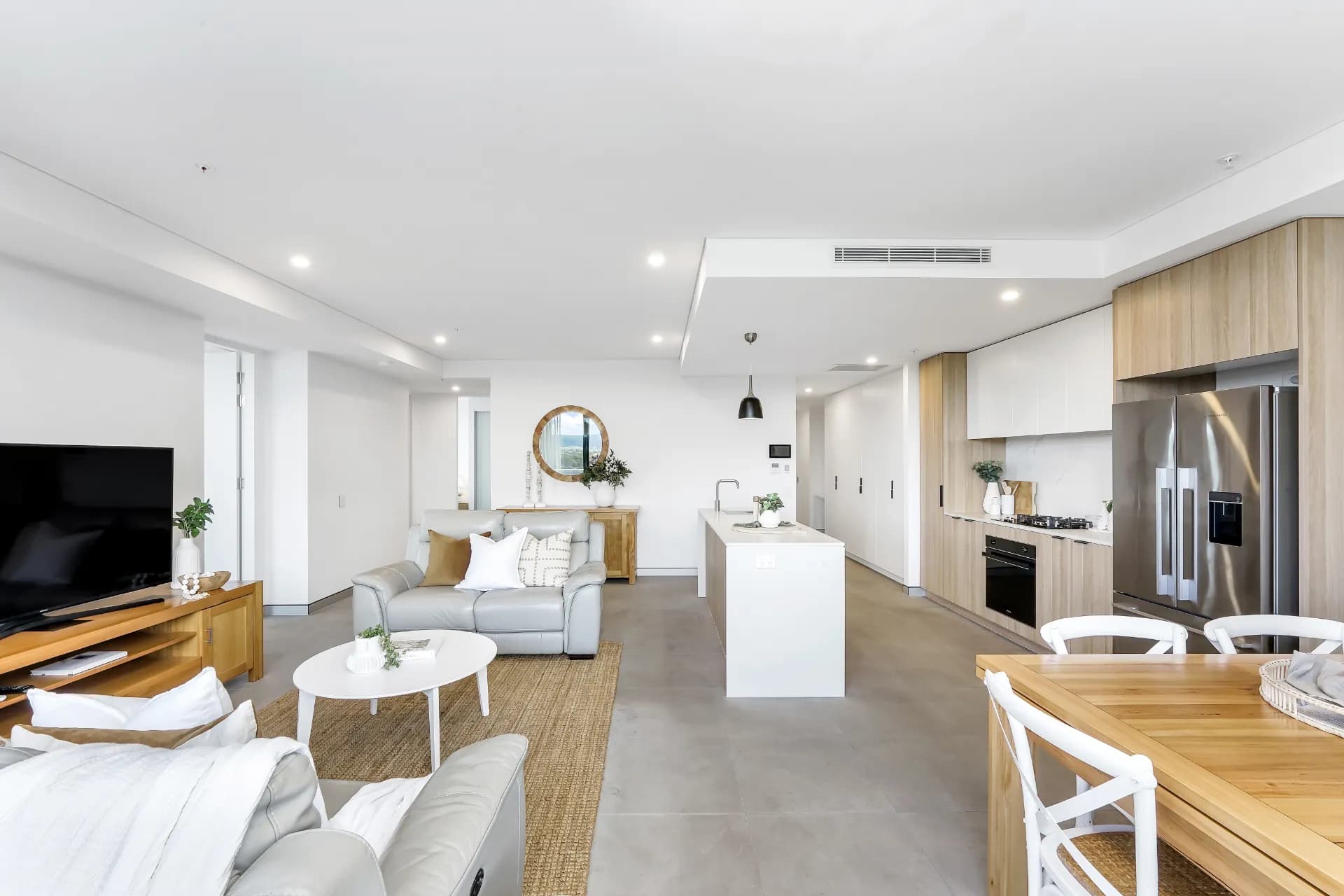 206/8 Duke Street, Point Frederick - Thumbnail 5