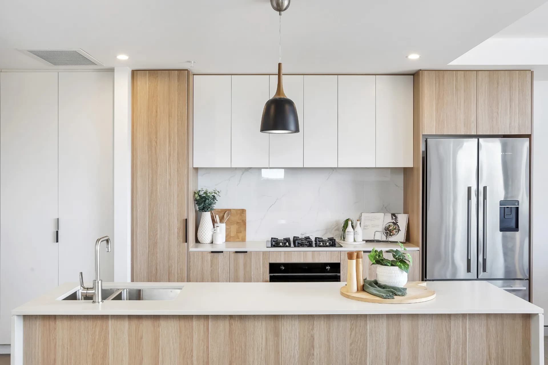 206/8 Duke Street, Point Frederick - Thumbnail 8