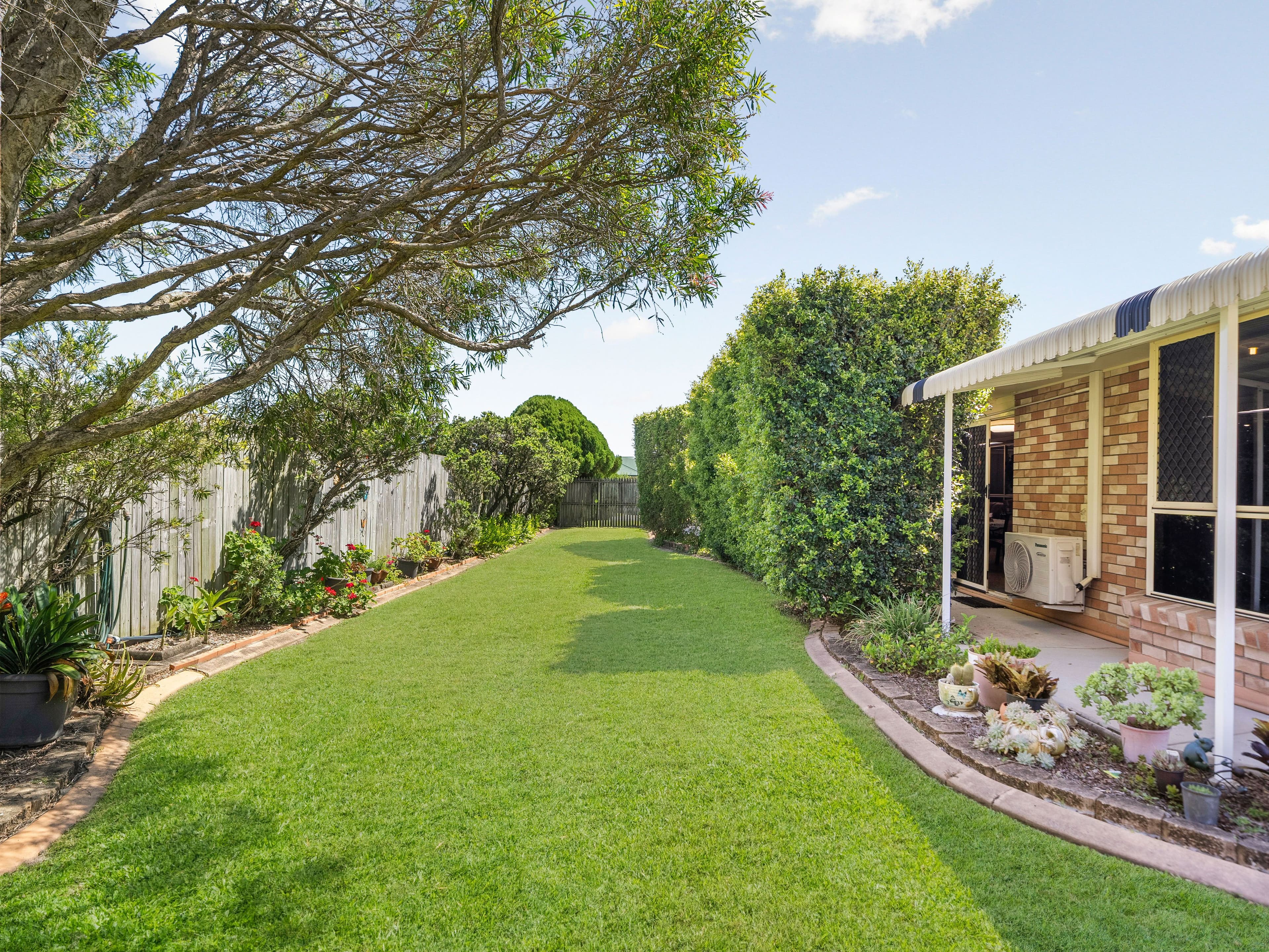 10 Bundaberg Street, Deception Bay QLD 4508, Deception Bay - Thumbnail 2