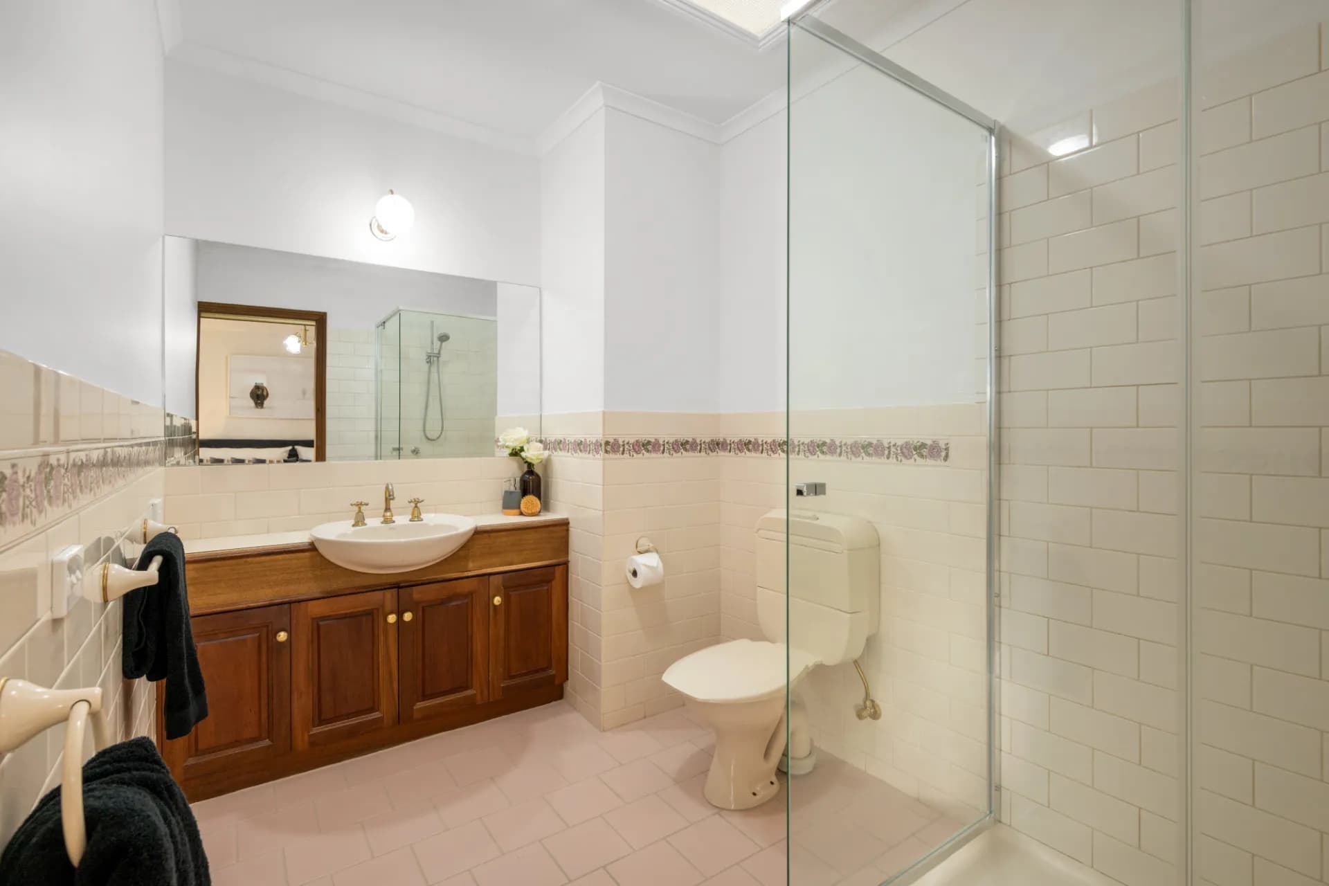 14 St Catherines Drive, Highton., Highton - Thumbnail 7