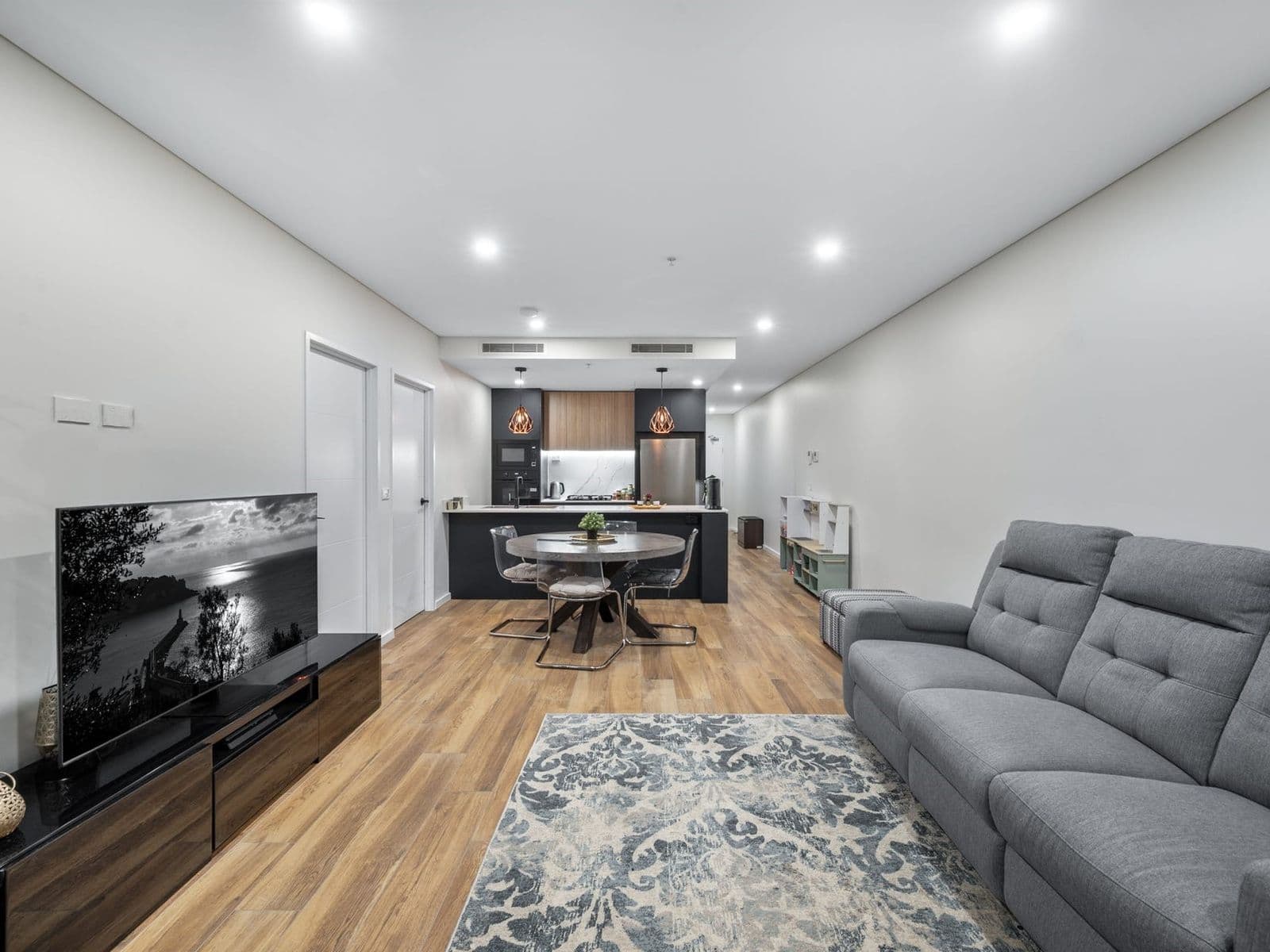 51 Hutton Road, Edmondson Park - Thumbnail 2