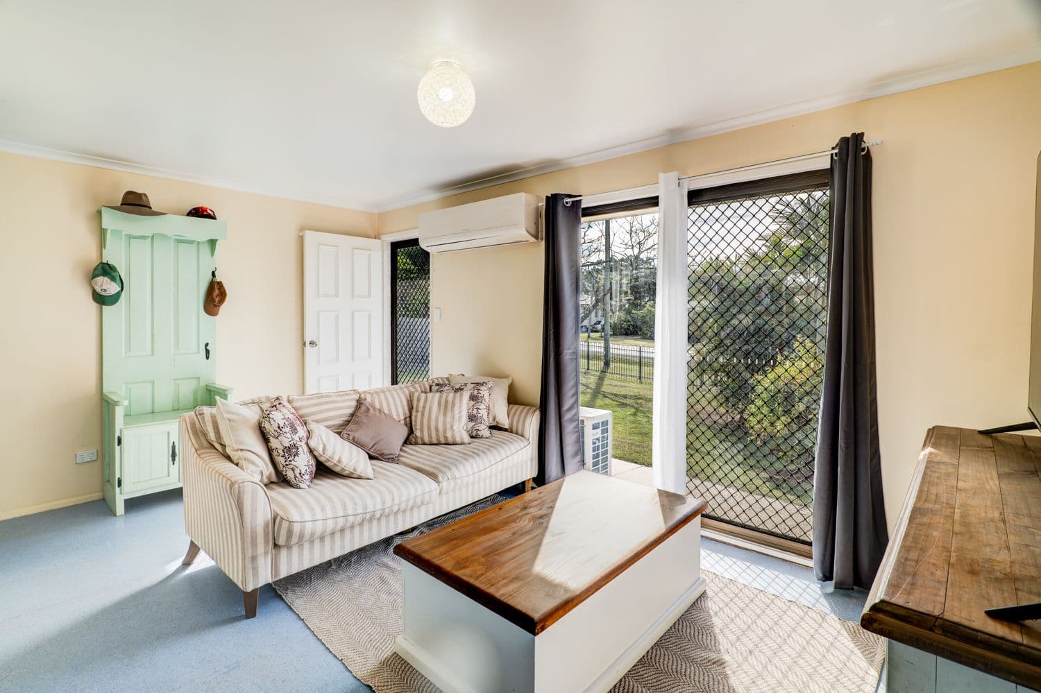 42 Dingyarra Street, Toogoolawah QLD 4313, Toogoolawah - Thumbnail 4