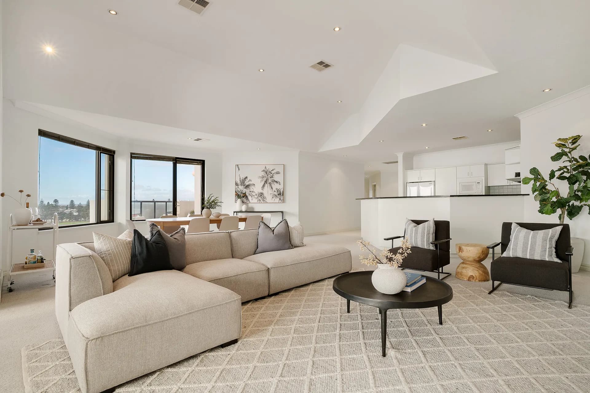 11-12 North Esplanade, Glenelg North - Thumbnail 3